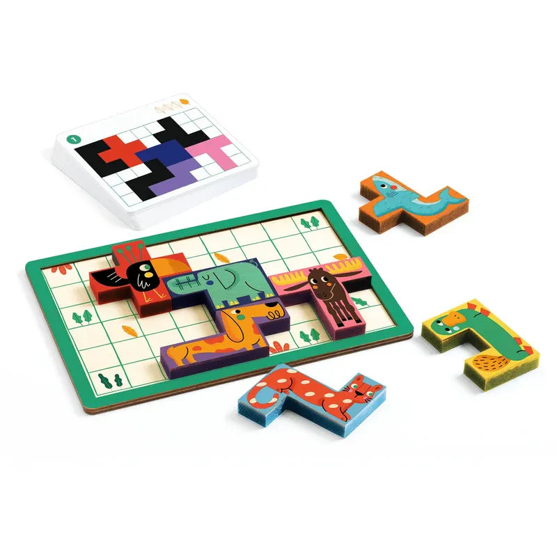 The Djeco Sologic Pentanimo, a vibrant animal-themed puzzle game, is spread out on the table with 4 levels of difficulty to test your deduction skills. The grid board includes assorted animal pieces such as a yellow giraffe, a teal bird, an orange elephant, and a blue kangaroo ready to find their perfect fit.